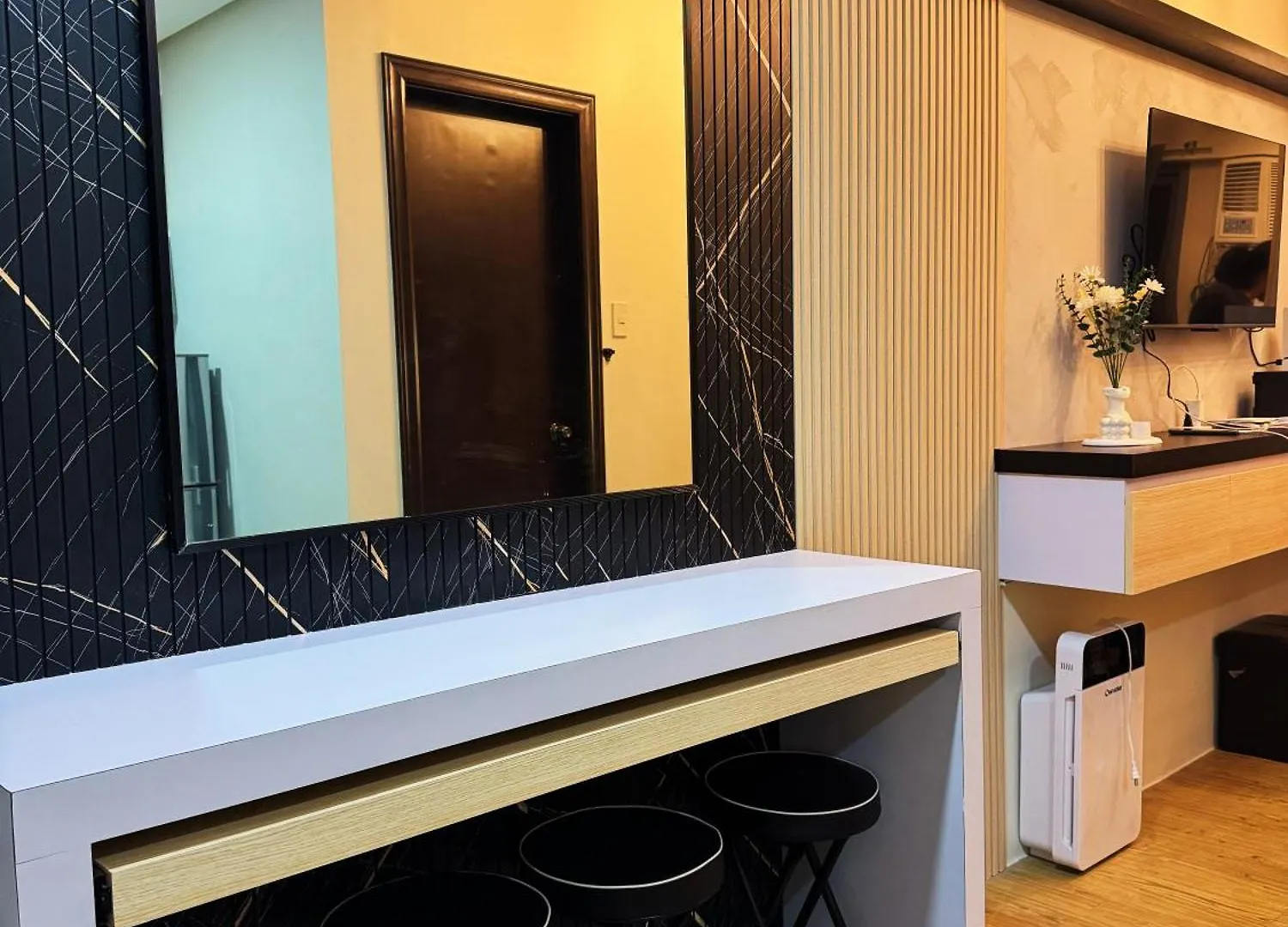 Comodo Suites 2 Manila Aparthotel